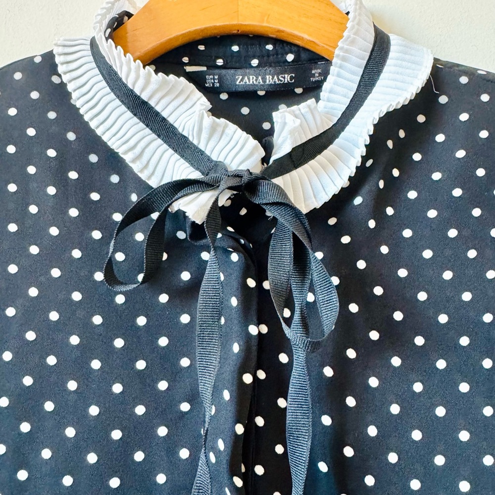 ZARA Basic Polkadot Black & White 3/4 Sleeves Chiffon Blouse Sz Medium 3666/172